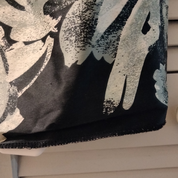 Kardashian, Lulu's, and BCBG Max Azria +Bundle of Dresses Size Small and Medium - Picture 16 of 16